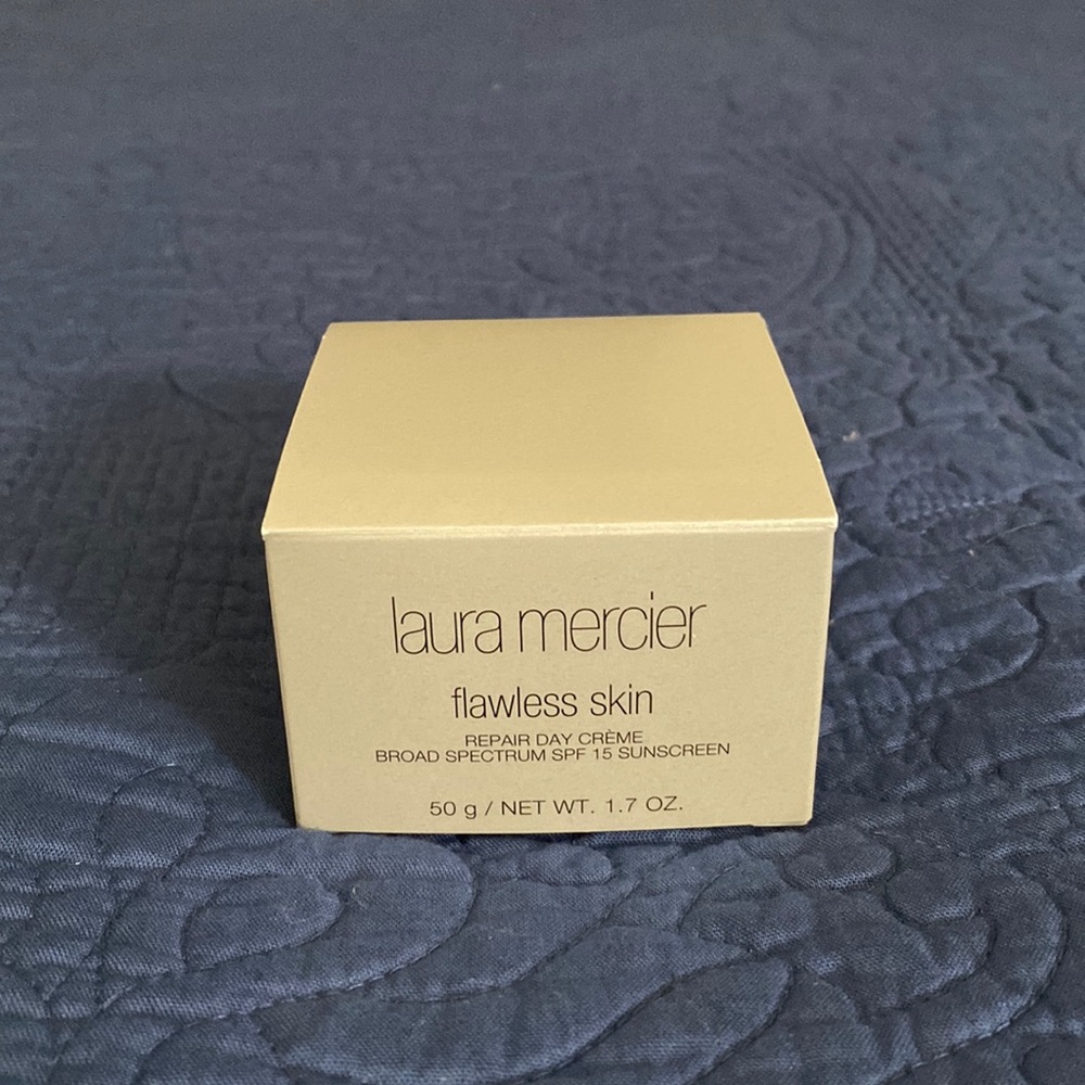 Laura Mercier Flawless Skin Repair Day Crème